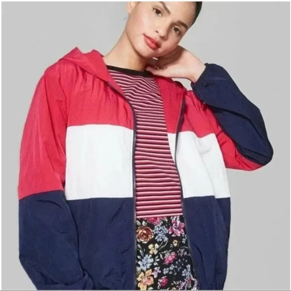 NWT Wild Fable Women's Jacket Size XS Colorblock Windbreaker Zip Up Retro Stripe